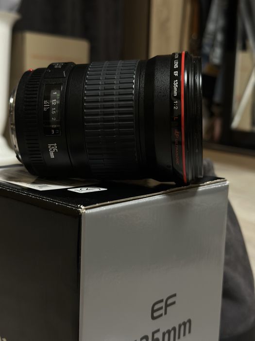Canon EF 135mm f/2L USM