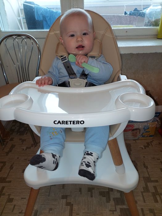 Стільчик для годування