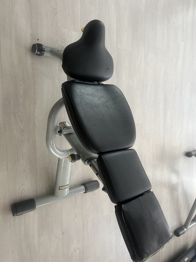 Bancos de musculacao   technogym