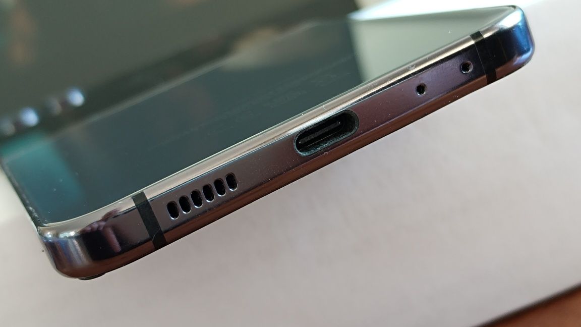 Samsung galaxy Flip 5 Black (SM-F731B) 2 сим; 8/256 GB.