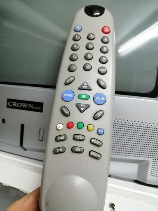Televisor crown 37
