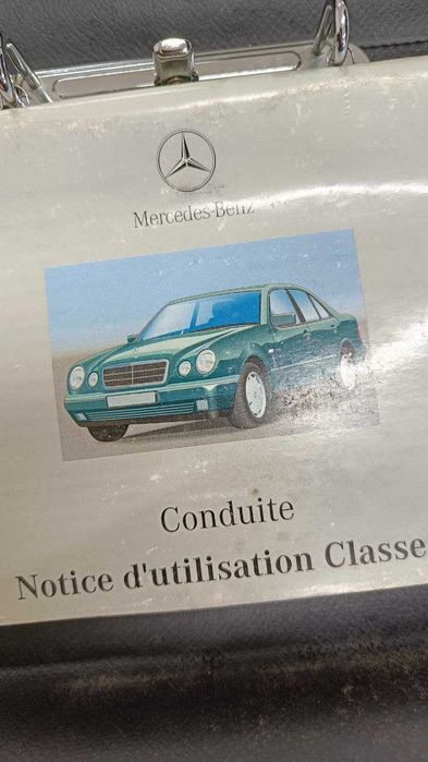 Mercedes-Benz E290