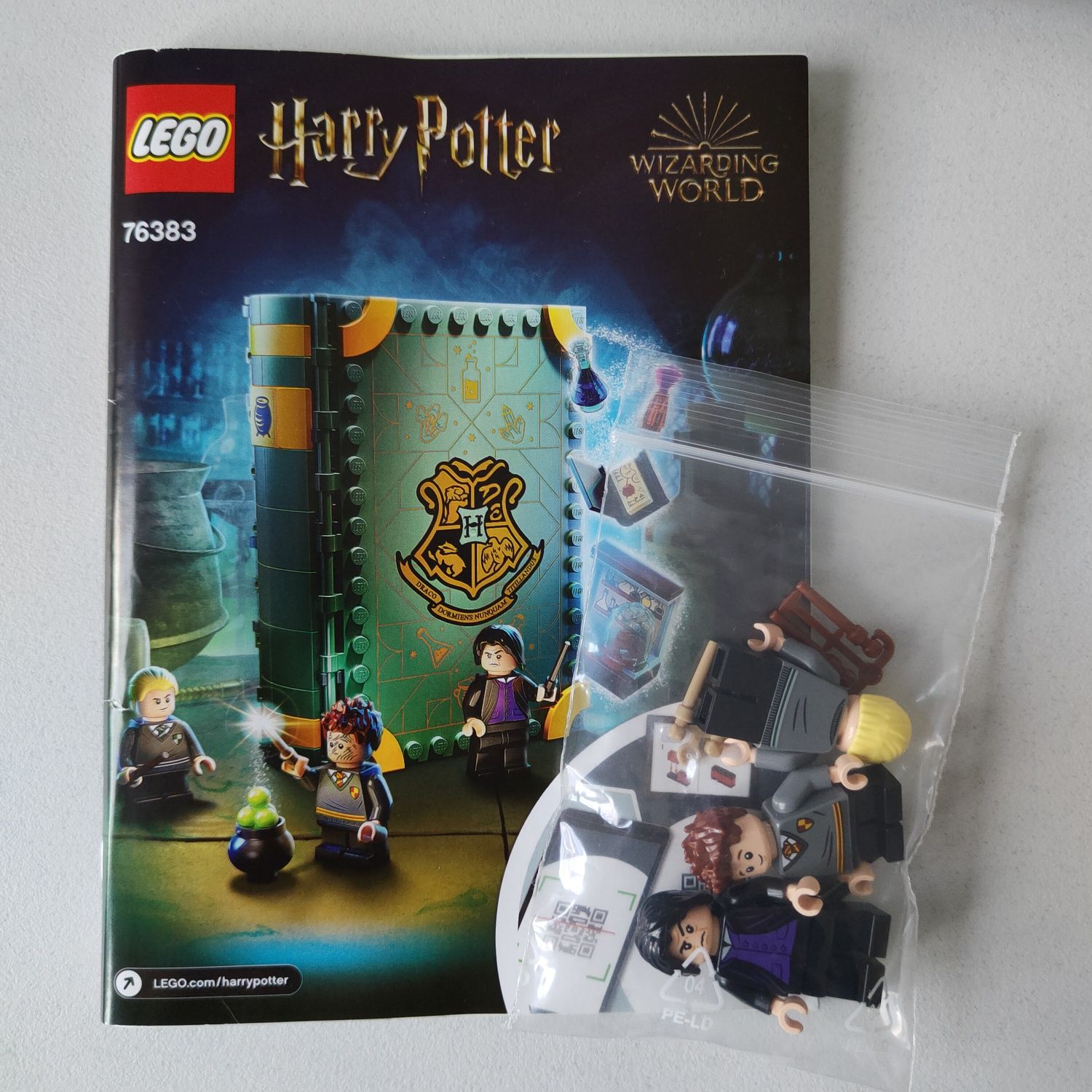 Zestaw LEGO Harry Potter chwile z Hogwartu: zajęcia z eliksirów 76383