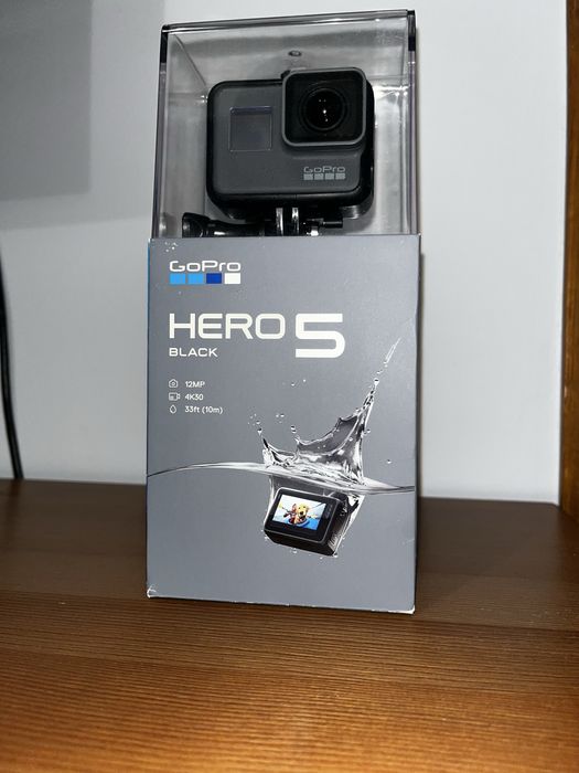GoPro Hero 5 Black + 64 GB + akcesoria
