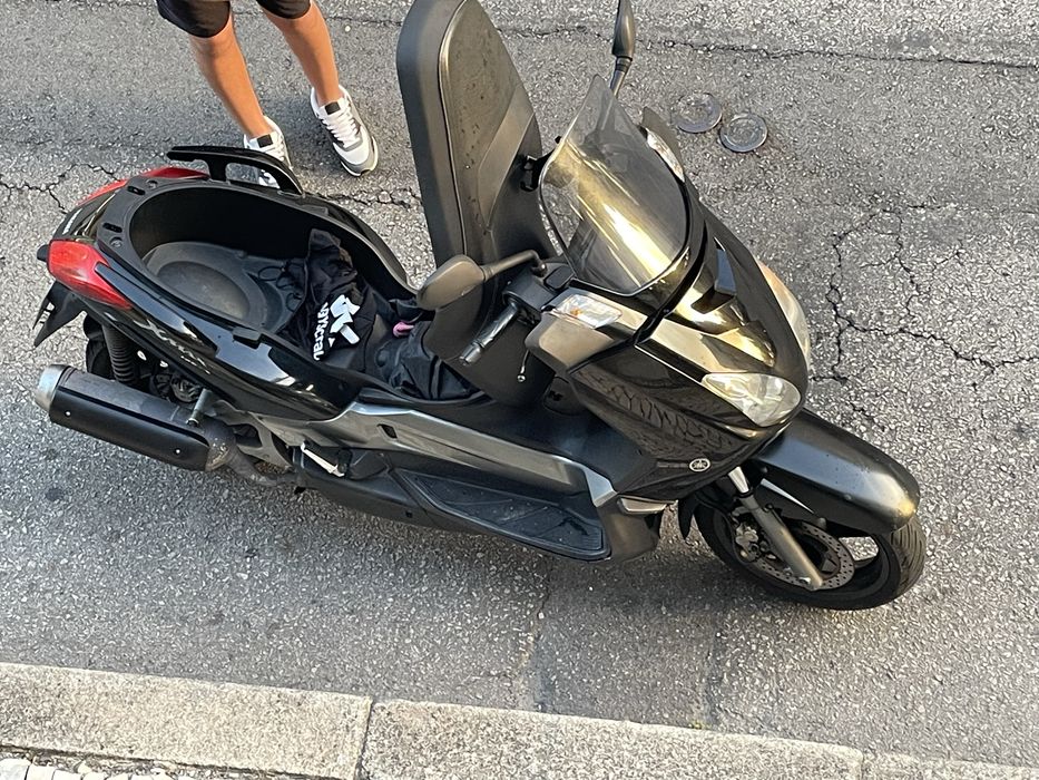 Moto yamaha xmax 125c