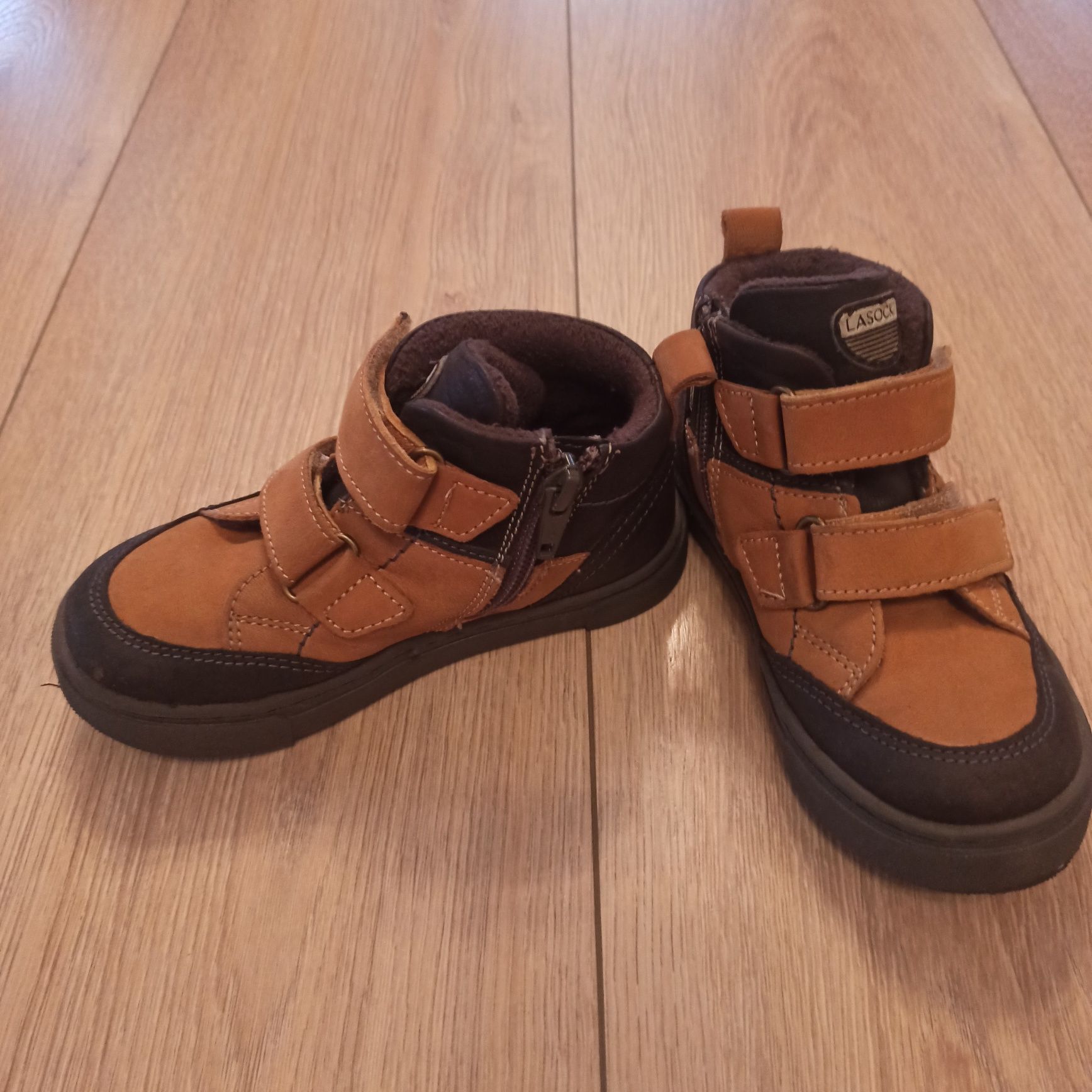 Buty zimowe r. 27