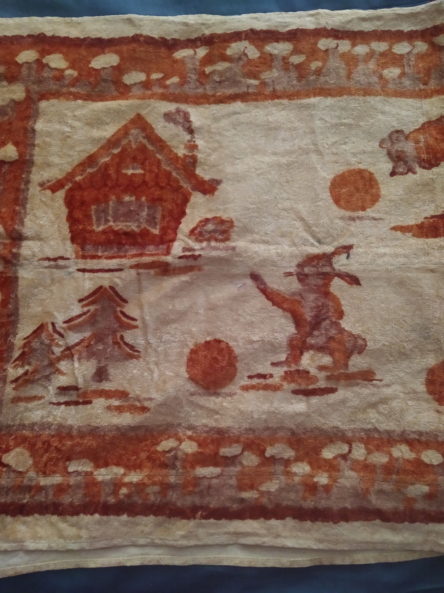 Продам,детский плюшевый коврик СССР,скатерть,ткань шифон,платки