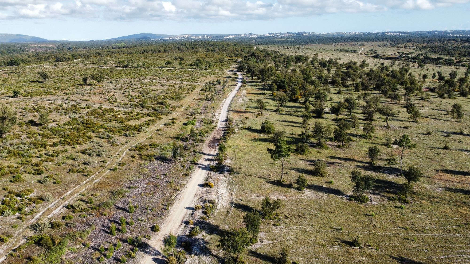 Filmagens e fotos aéreas por drone.