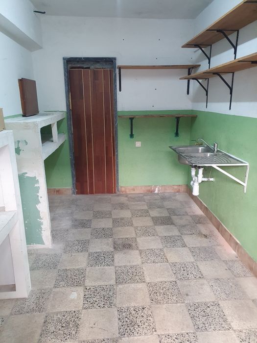 Garagem saída directa á rua