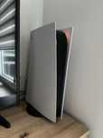 Sprzedam ps5 playstation 5