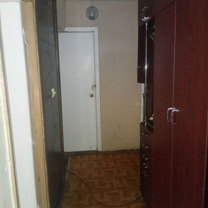 Продаю 3 комнатную квартиру на Пл. Победы