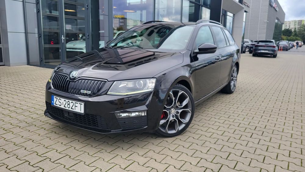 Skoda Octavia RS /Automat / 4x4 / Salon PL /Pakiet Black / ACC