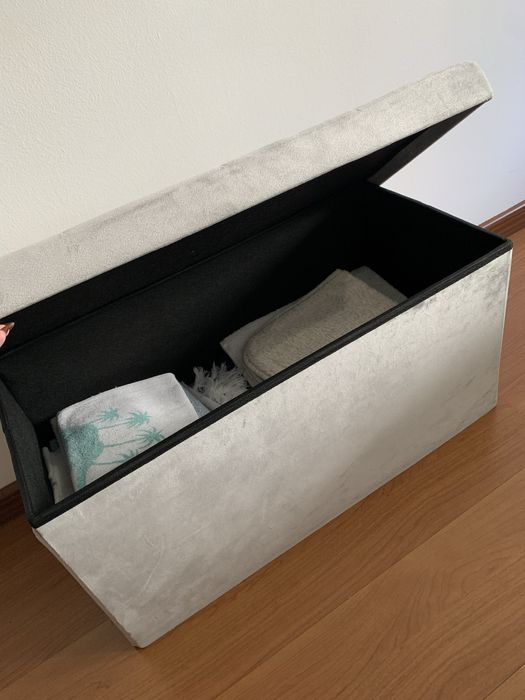 Puff c/ Arrumação - Cinza Claro (Veludo)