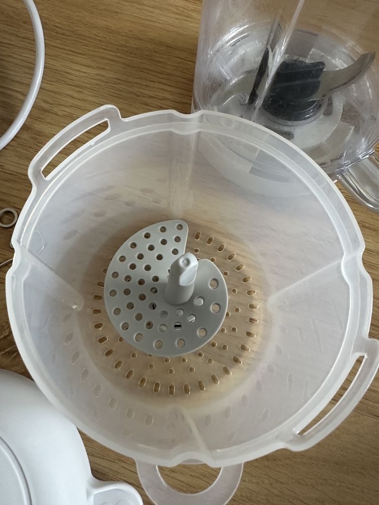 BEABA Babycook Express – parowar i blender dla niemowląt