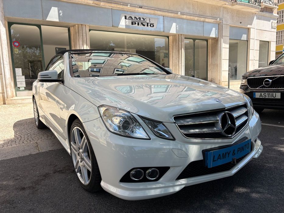 Mercedes-Benz E 220 CDi Avantgarde BlueEfficiency Auto