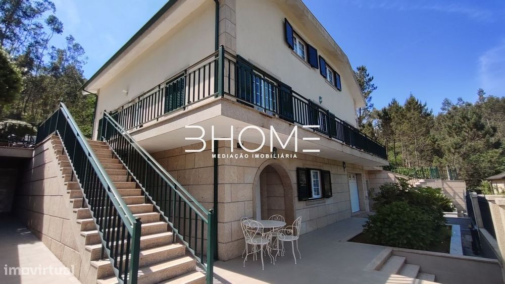 Moradia Individual na Povoa de Lanhoso - Sobradelo da Goma