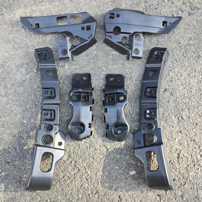 Mazda CX-5 2022+ Кронштейн Кріплення Направляюча Арки Бампера Мазда