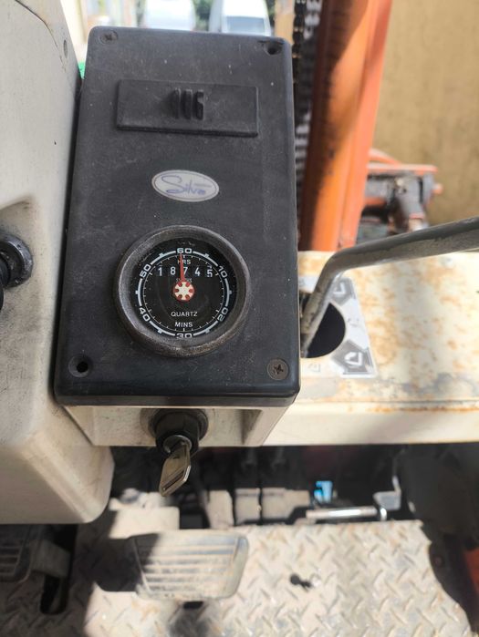 Empilhador Nissan 1500 kg Gás e Gasolina