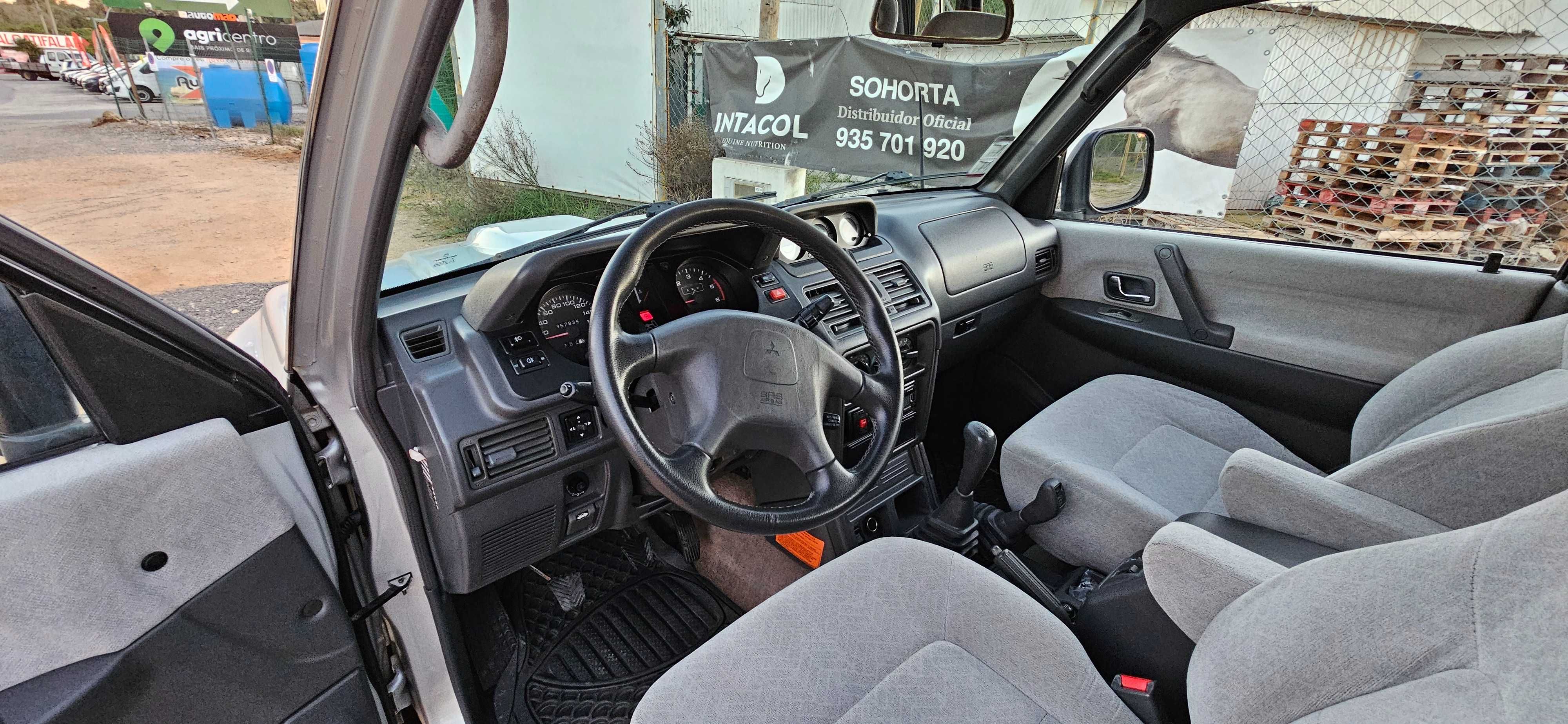 Mitsubishi Pajero 2800  abas largas