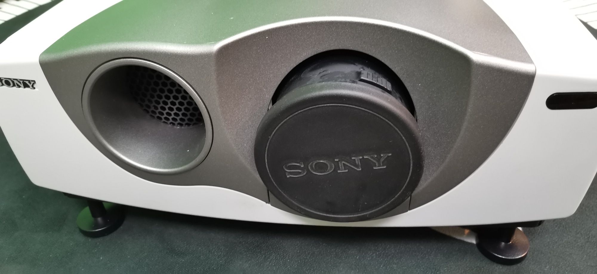 Проектор Sony Vpl-vw12ht