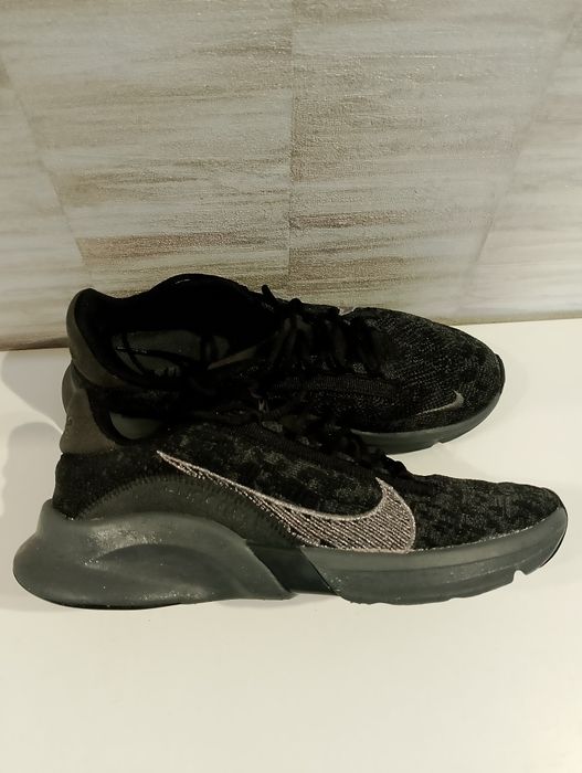 Кроссовки NIKE SuperRep