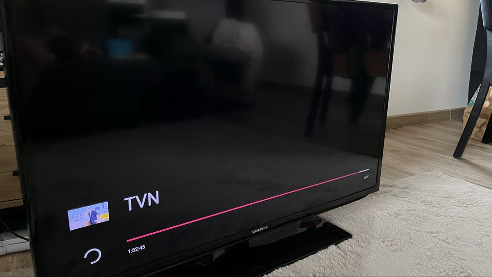 TV Samsung UE40EH5300 (2012)