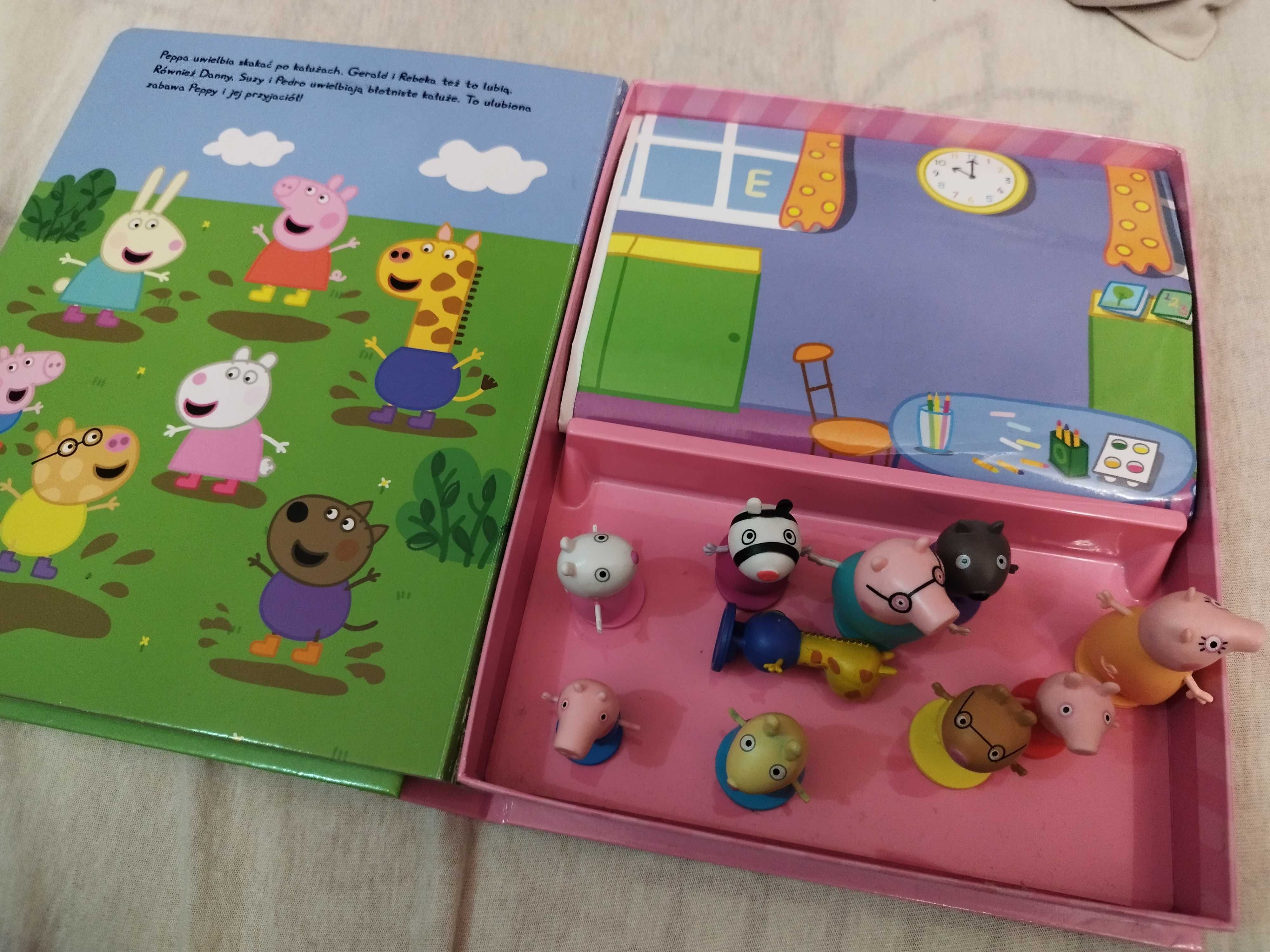 Świnka Peppa Pig Moc Zabawy wśród przyjaciół figurki, mata, książka