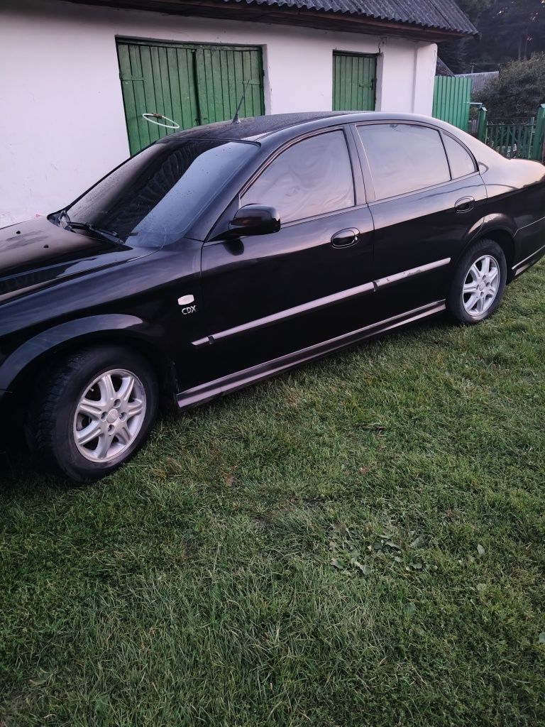 Продаю Шевроле Евада