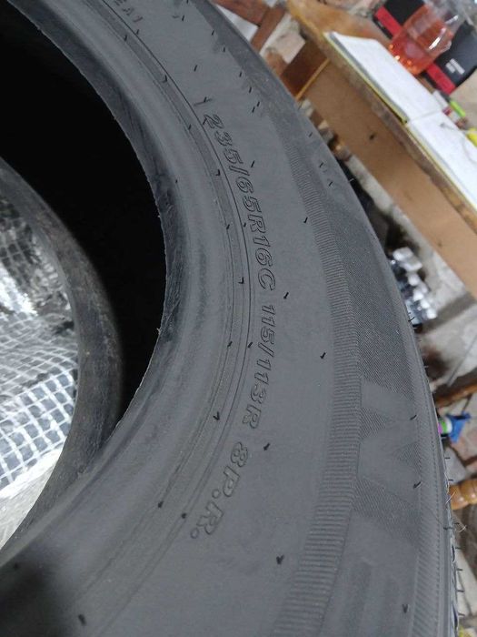 Шина Nexen 235/65R16C 1шт. Зима Розпаровка 2022р. (0797)