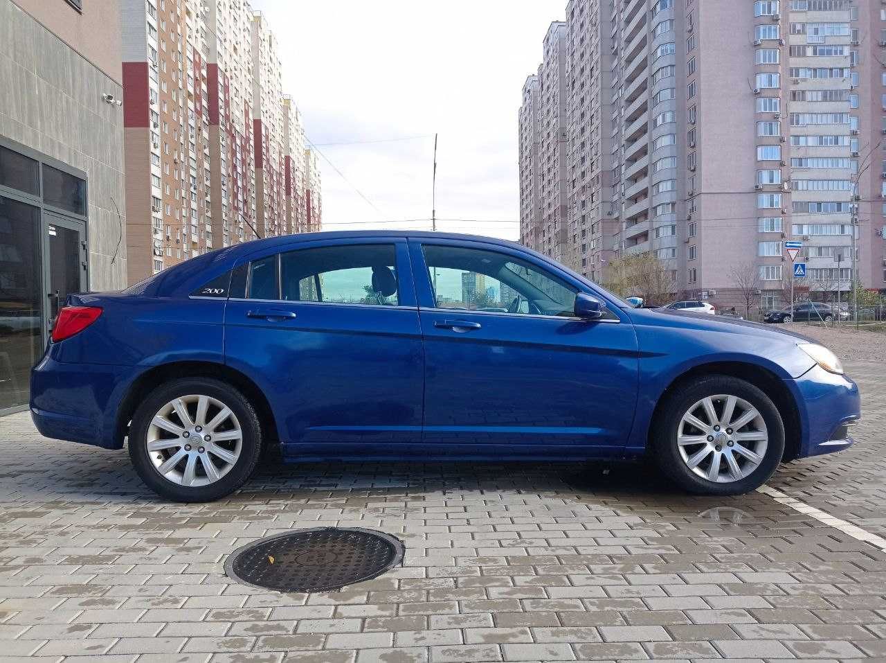 Chrysler 200 2013