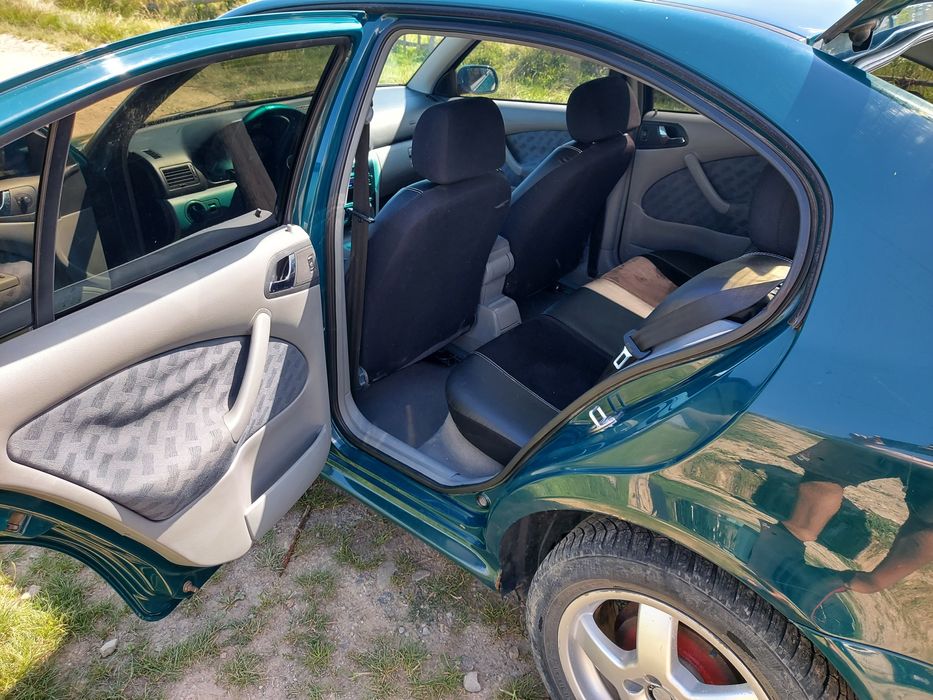 Продам машину...