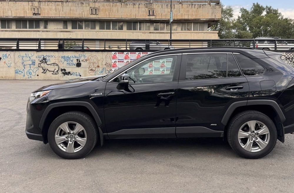 Toyota RAV 4, 2022, 2.5 гібрид