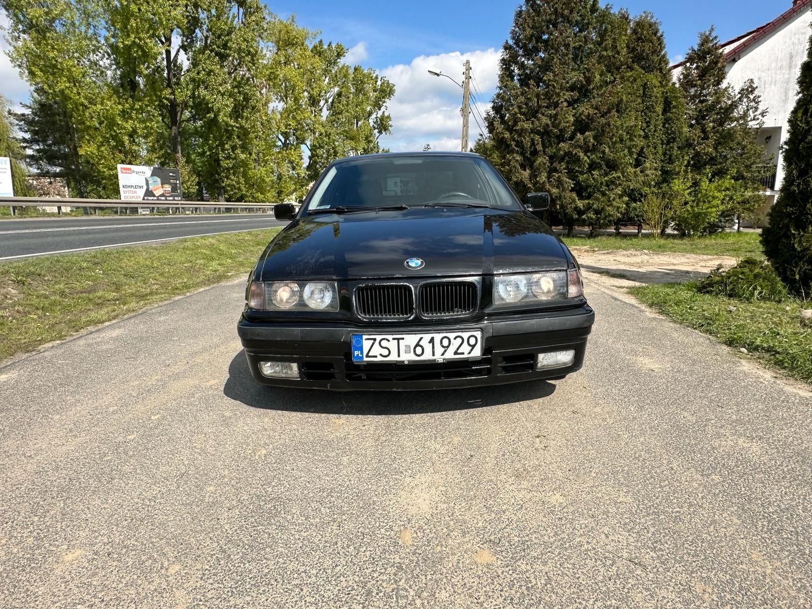 Sprzedam bmw e36 1.8