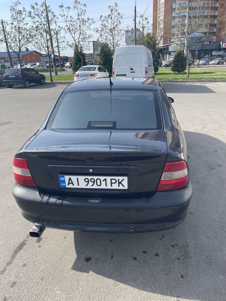 Opel Vectra B1.8 газ/бензин