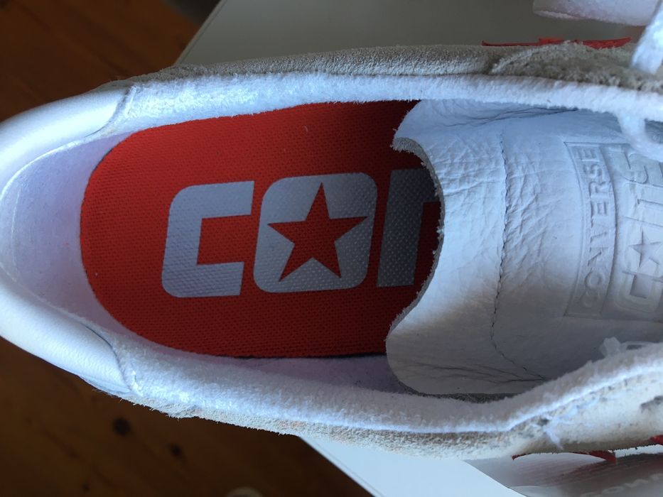 Sapatilhas Converse novas