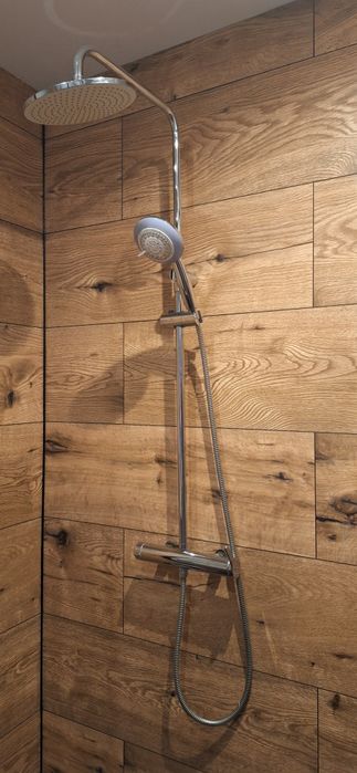 Zestaw pod prysznic bateria deszczownica słuchawka LED