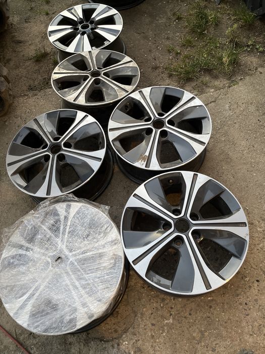 Nissan leaf felgi 17 lub 16 oryginalne