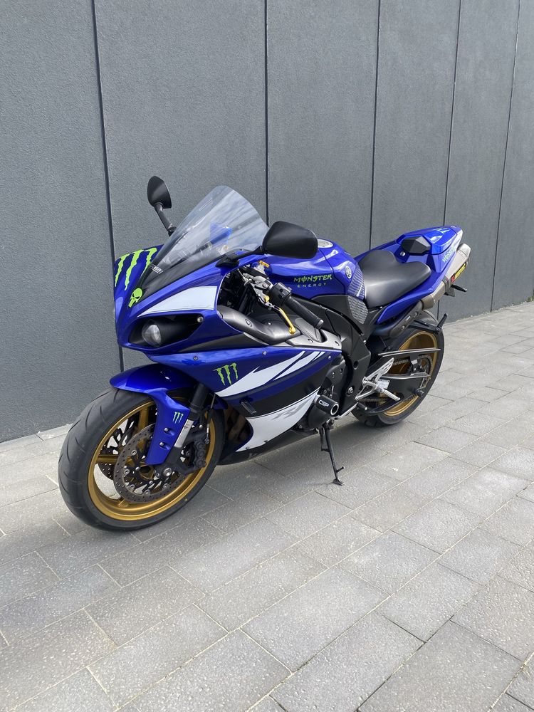 Yamaha R1 RN22 2009r Akrapovič*Nowe opony*Led*Piekna