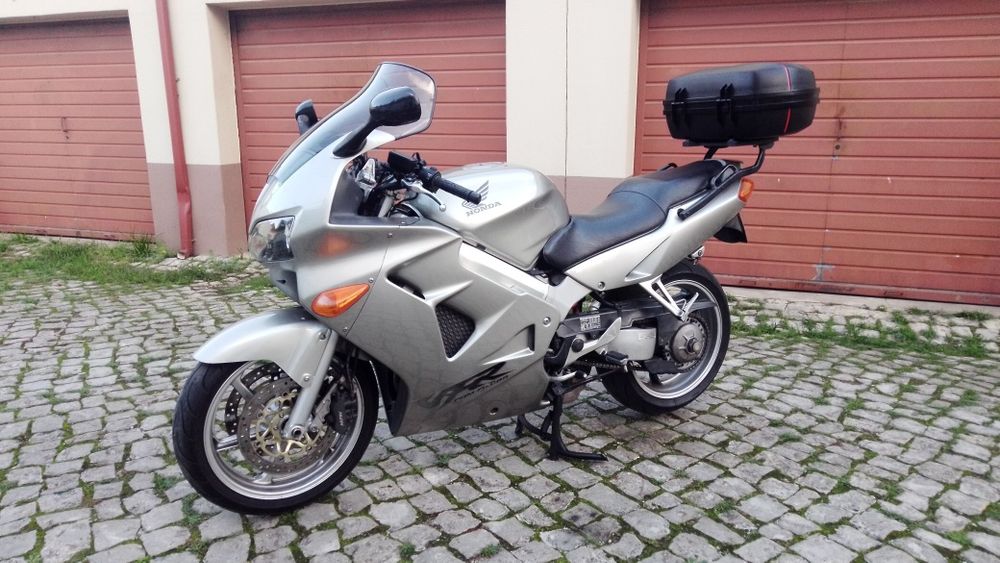 VFR 800 Fi, excelente, várias configurações possíveis!