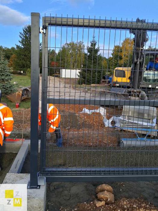 Brama wjazdowa przesuwna panelowa 600CM 150CM drut fi 5 RAL 7016