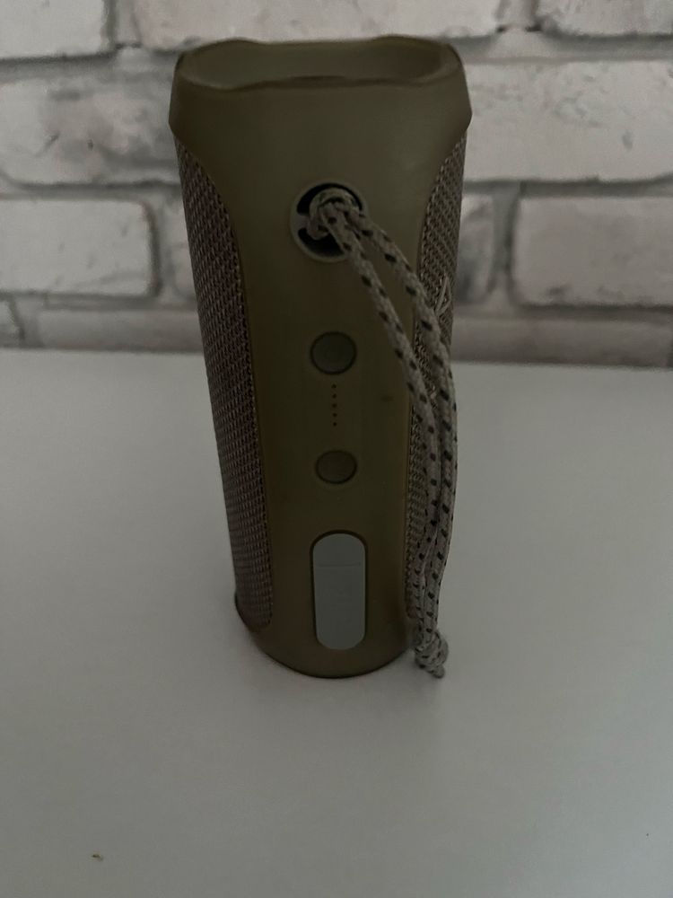 glosnik jbl flip 4