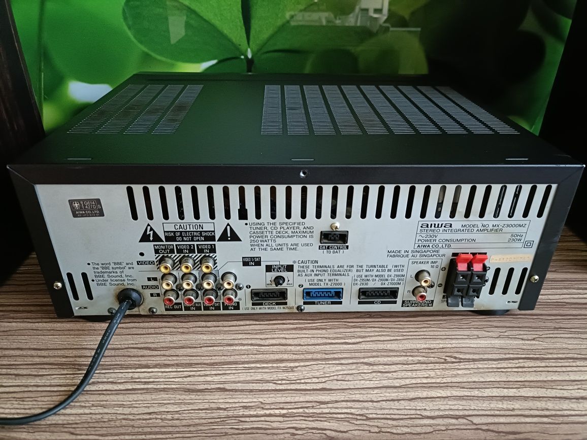 Wzmacniacz AIWA MX-Z3000M+kolumny AIWA SX-NAVH80