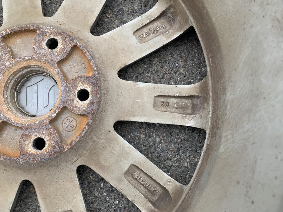 5x114.3 R17 Suzuki