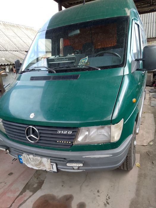 Мерседес Спрінтер