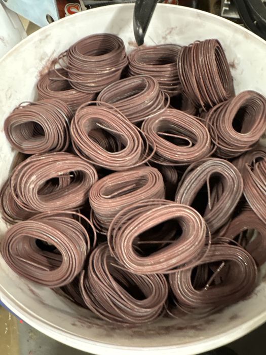 Drut do zbrojenia 1,4mm młotki po 100g wiadro 20kg