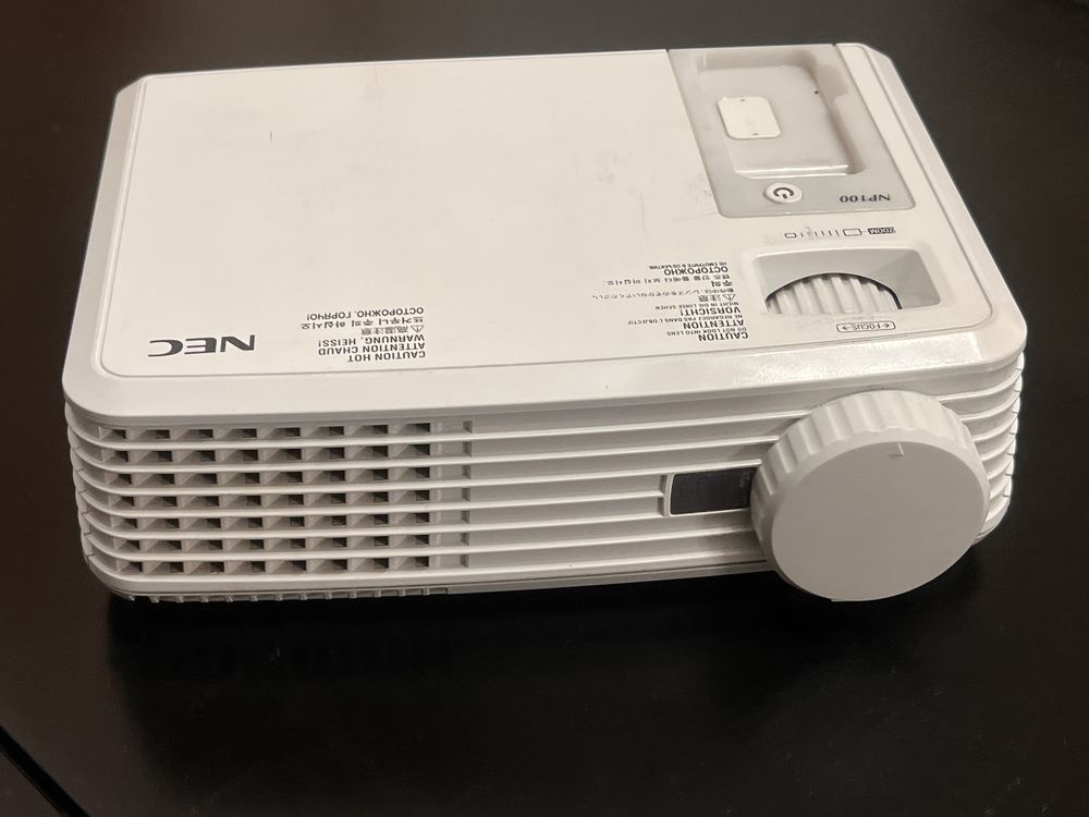 Projektor Nec Np100 biały