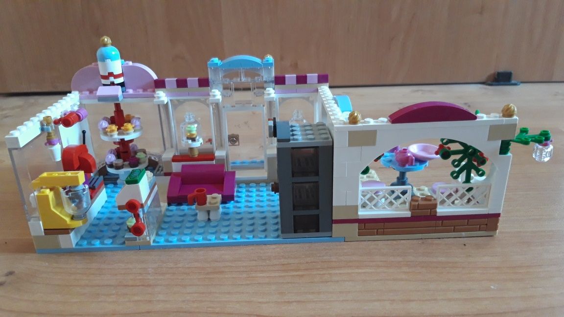 Lego Friends Cukiernia w Heartlake  41119 wiek 5-12 lat