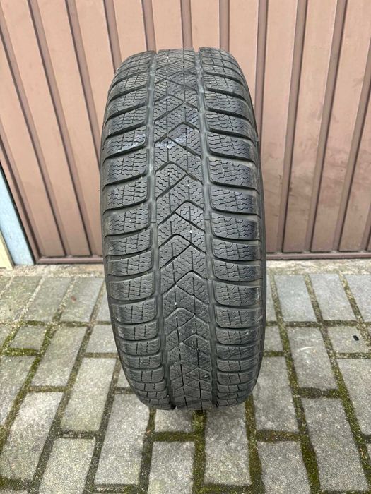 Koła, opony zimowe 2024r. 205/60 r16 Pirelli Winter Sottozero 3, 5x100