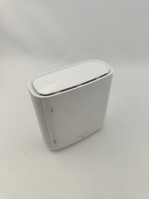 Роутер Asus AX6600 XT8 білий - елегантний Mesh для дому (1842)