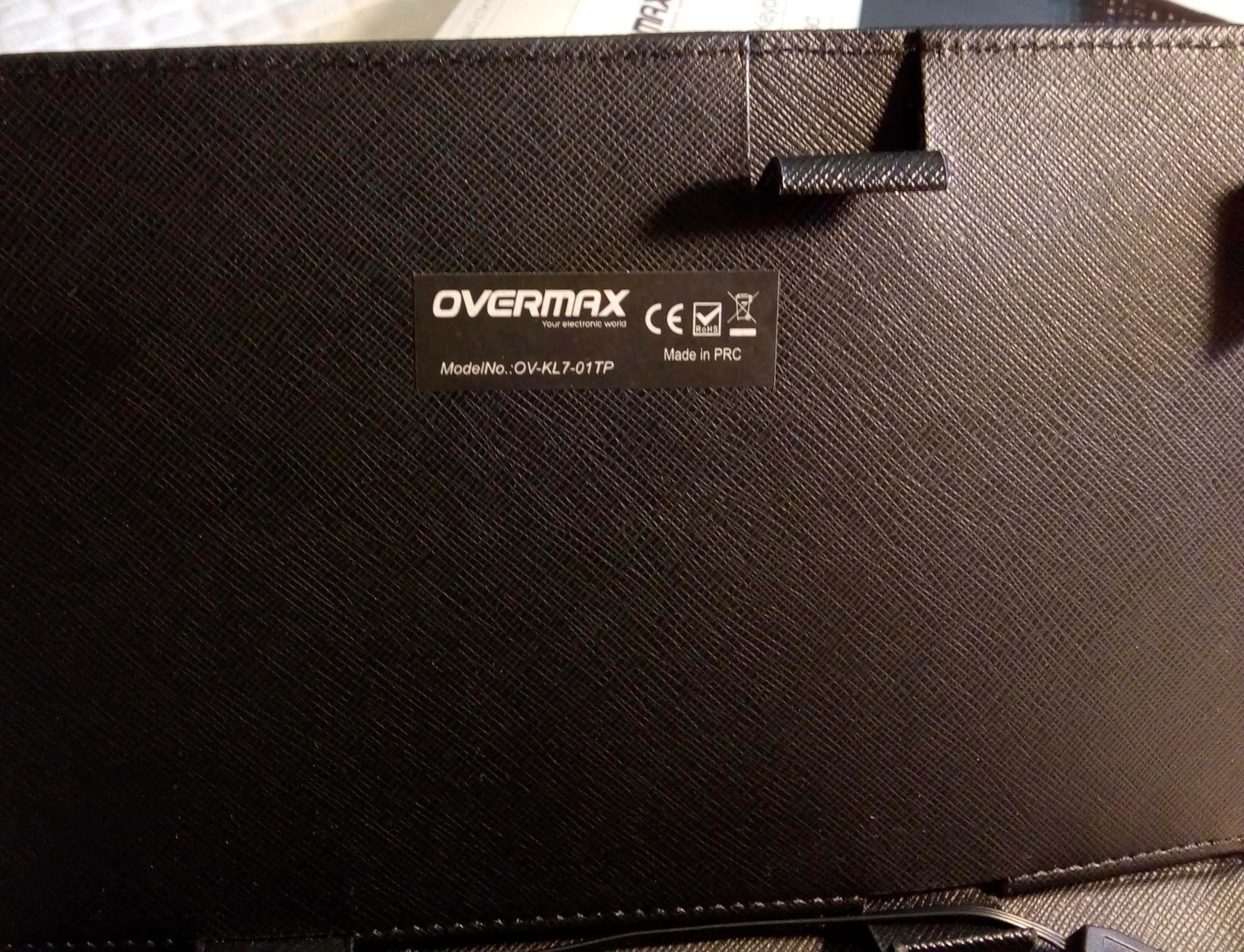 Etui ochronne z klawiaturą do tabletów 7’’